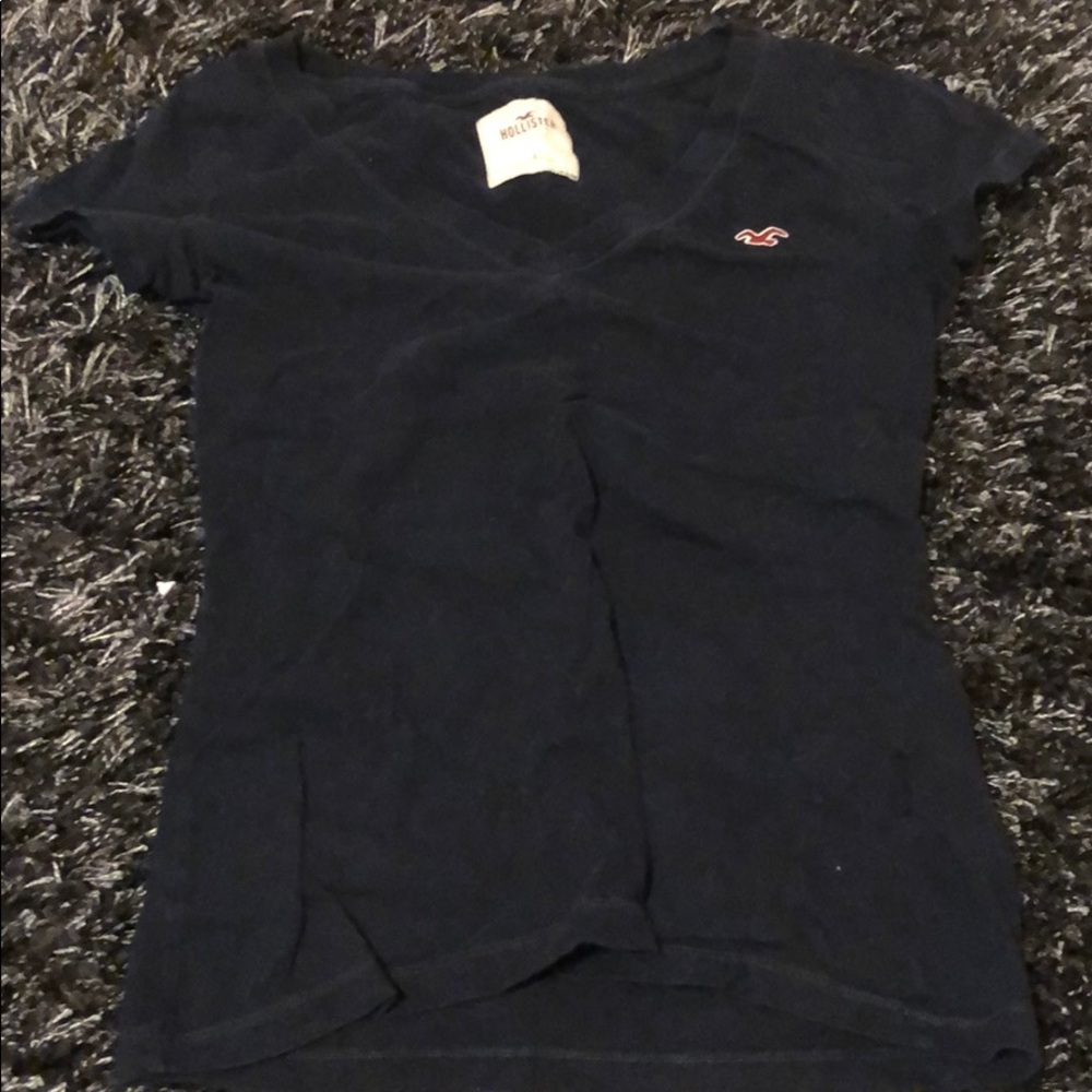 ❤️Hollister Navy Blue Short Sleeve V-Neck❤️